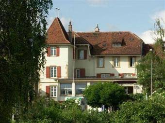 Hotel H�tel Du Cheval-blanc