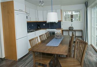 Leksand Strand Stugby Och Camping