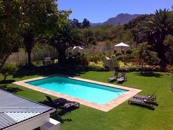 Hostal Nova Constantia Boutique Residence