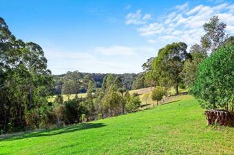 Braeside Cabin One - Pinkwood