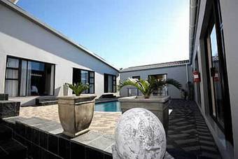 Bed & Breakfast Le Blue Guesthouse