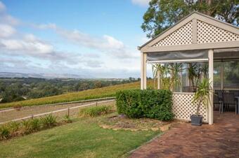 131 Your Vineyard Home In The Heart Of The Vale