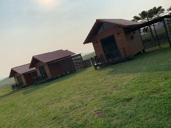 Hostal Pousada Quer�ncia Tarum�