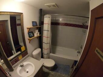 Albergue Up The Creek Backpacker's Lodge