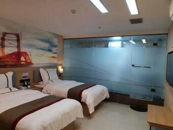 Thank Inn Chain Hotel Aksu Juche Tianwu Plaza