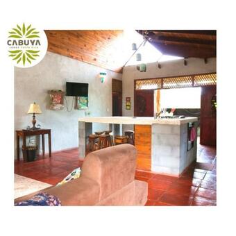 Cabuya Lodge