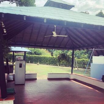 Finca La Arboleda - Parcelaci�n Nueva Florida