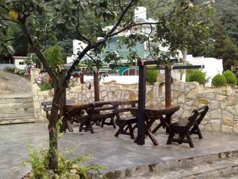 Hostal Pension La Cetate