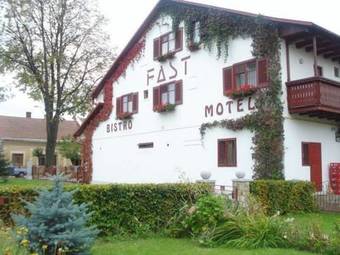 Hostal Pension Hotel Fast