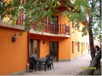 Hostal Pensiunea Casa Zarnesteana