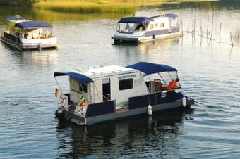 Houseboat Auf Der Peene Demmin - Dms02102-nya