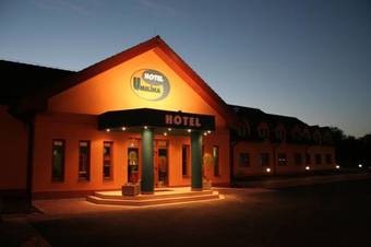 Hotel U Mil�na