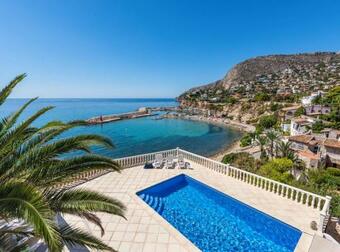 Villa Jaconne - Plusholidays