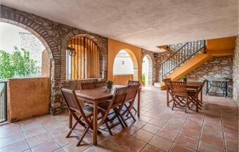 Apartamentos Salines