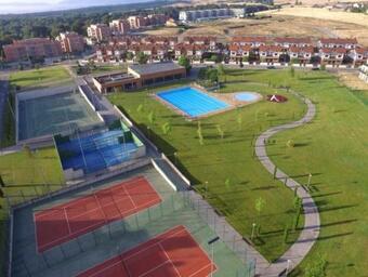 Apartamento D�plex De Lujo Golf Rioja Alta