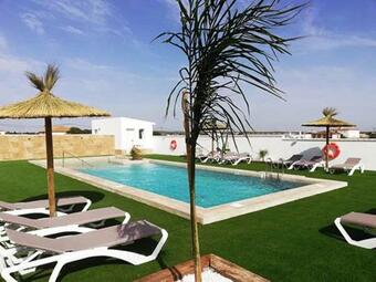 Apartamentos Barcelo Beach