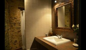 La Llacuna Villa Sleeps 3 With Pool