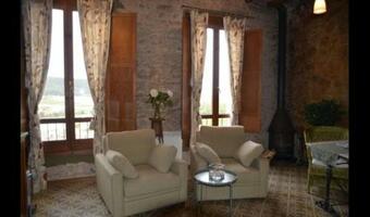 Villa In La Llacuna Sleeps 2 With Pool