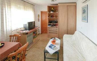 Apartamentos Beautiful Home In Roquetas de Mar W/ Wifi And 1 Bedrooms