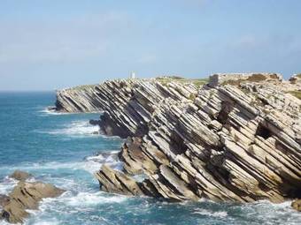 H2o Surfguide Hostel