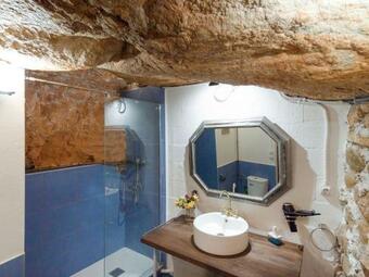 Rural Holiday Home In Tolva Near Near Mont Rebei Lake