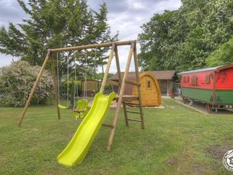 G�te B�g�-la-ville, 1 Pi�ce, 4 Personnes - Fr-1-493-174