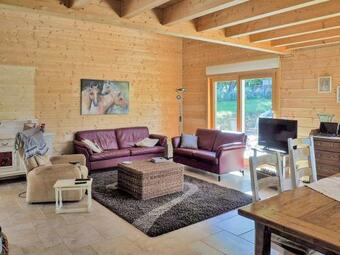 New Wooden House In A Quiet Location, Just A Few Minutes From The River Lot