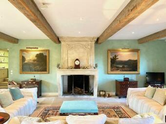 Palaja Villa Sleeps 22 With Pool