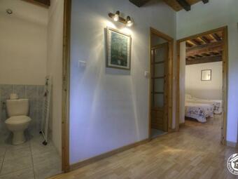 G�te Pont-d'ain, 4 Pi�ces, 6 Personnes - Fr-1-493-226