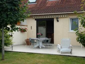 G�te Romilly-sur-seine, 3 Pi�ces, 4 Personnes - Fr-1-543-95