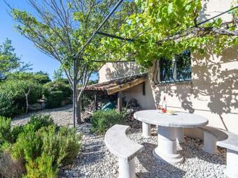 Single Storey Villa With Private Pool And Large Garden On The Edge Of Wine Village