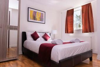 Villa Alexandra Contractor House - Free Parking For Large Vans, Free Wifi & Netflix By Firoz Property Management