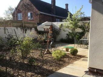 Gabby's Garden Cottage