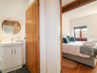 Dovecote Field House Farm