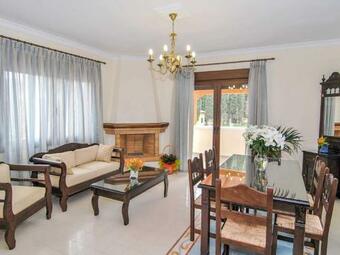 Apartment Artemidon