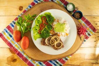 Rancho Fortaleza Atitl�n