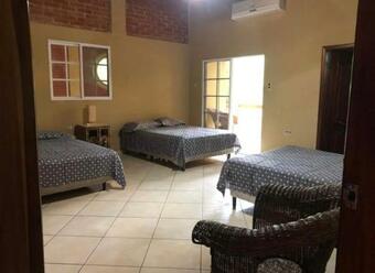 Gorgeous 6 Br House Bbq Pool And Relax- Walk 2 Beach