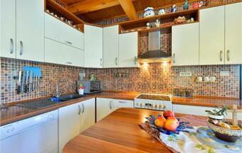 Beautiful Home In Donja Zelina W/ Outdoor Swimming Pool And 3 Bedrooms