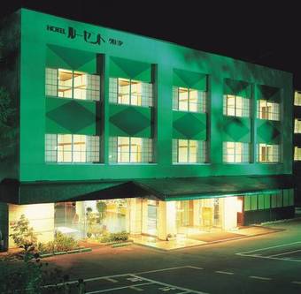 Hotel Lucent Takamiya