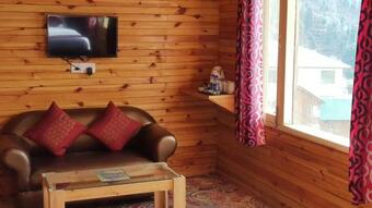 The Krystal By Lavi Hotels