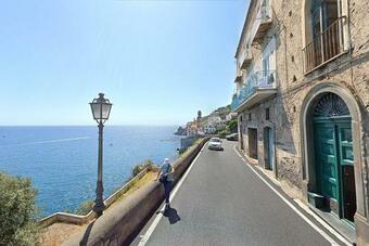 Castiglione Villa Sleeps 4 With Air Con