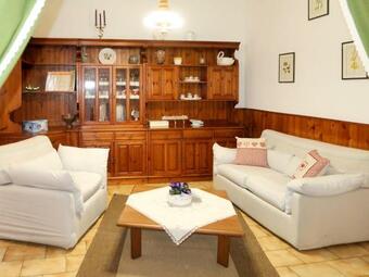 Locazione Turistica Angela - Chc210