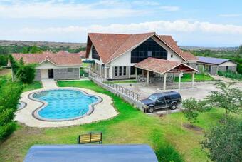 Hotel Mtoni Resort, Naro Moru