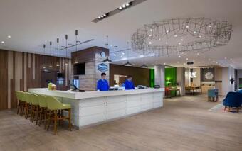 Hotel Hampton By Hilton Astana Triumphal Arch
