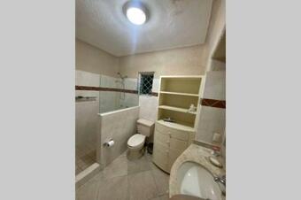 Hermosa Casa Tropical En Club Deportivo Acapulco