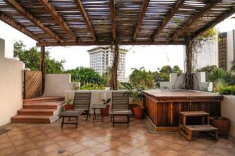 Apartamento Renowned For Its Location, Warmth And Hospitality