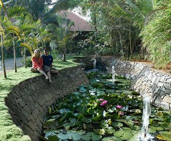 Hotel Saj Earth Resort