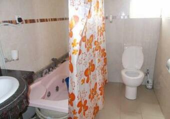 Hostal Room In Lodge - Venus Hotels And Suites Intl Ltd