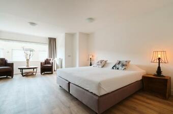 Port Z�lande Marina 2d - Ouddorp - Not For Companies - Luxurious Apartment With A View Over The Marina