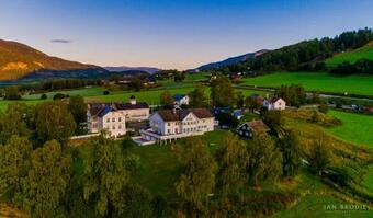 Hotel Dale-gudbrands Gard Kurs & Konferansesenter